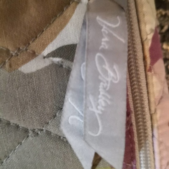 Vera Bradley Retired Portabella Road Bowler Wallet Collectible Casual Utility - Picture 4 of 4